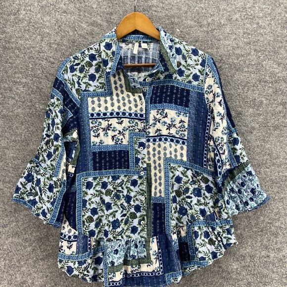 Cato Shirt Women L Large Blue Floral Button Up Collared 3/4 Sleeve Rayon Casual - Picture 3 of 9